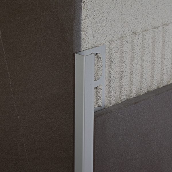 ALLUMINIO ANODIZZATO ARGENTO